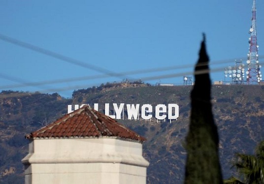 Hollywood شبانه به Hollyweed تغییر کرد