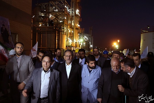 ایران نه از تهدید دشمنان می ترسد و نه ازلبخند آنها شاد می شود