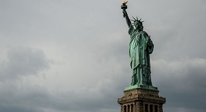 بازدید از مجسمه آزادی در آمریکا متوقف شد
