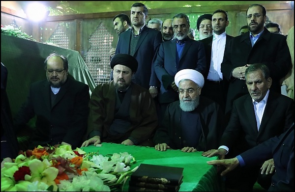قدرتهای استکباری بدانند ملت ایران به عقب بر نخواهد گشت