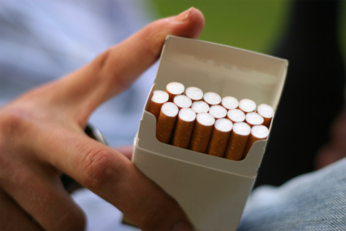 کاهش 58 درصدی واردات سیگار در 5 ماهه 96