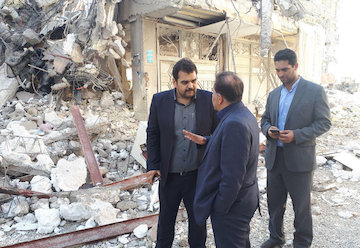 نگاهی به اقدامات آخوندی در سفر به مناطق زلزله‌زده کرمانشاه