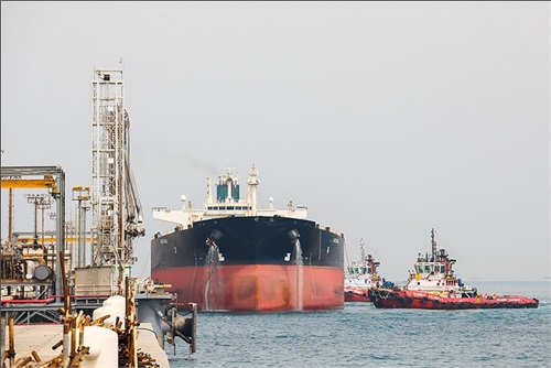 اروپا؛ مقصد ۴۰ درصد نفت ایران در ماه نوامبر شد
