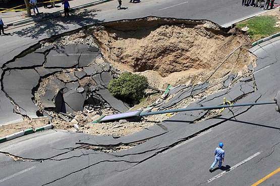 خطر فرونشست زمین از زلزله و قحطی بیشتر است