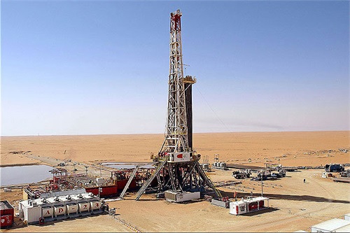شمارش معکوس برای پایان عملیات حفاری ۷ حلقه چاه نفتی در میدان آذر
