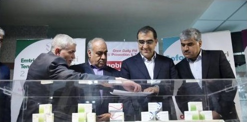 رونمایی از 5 داروی ضد ویروس در کرمانشاه با حضور وزیر بهداشت