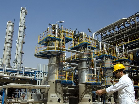 صنعت نفت ایران ۱۱۰ ساله شد