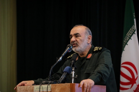 سردار سلامی:گزینه «جنگ» علیه ایران منتفی است