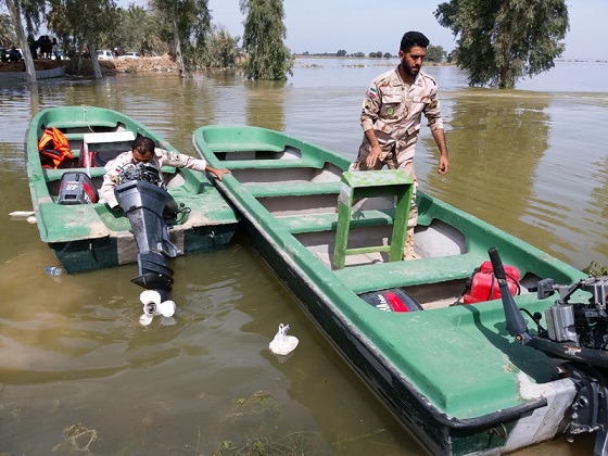 آماده‌باش شناورهای مرزبانی خوزستان در مناطق سیل‌زده
