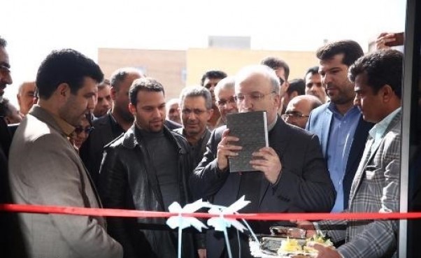 بیمارستان آفتاب هشتم خور و بیابانک در استان اصفهان به بهره‌برداری رسید