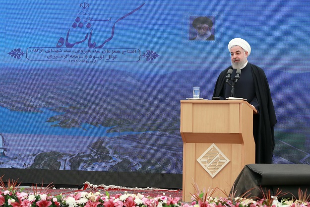 روحانی:باید دشمن را پشیمان کرده و به نقطه عقلانیت برگردانیم