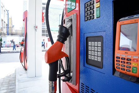 کیفیت کل بنزین توزیعی در تهران یورو ۴ است