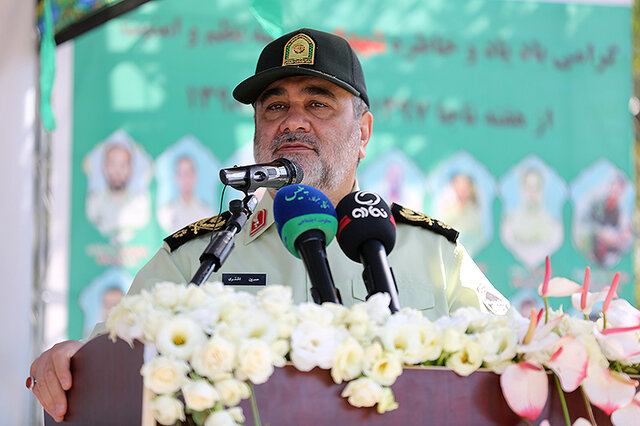 نیروی انتظامی در کنار نیروهای مسلح و مردم، حافظ امنیت کشوراست