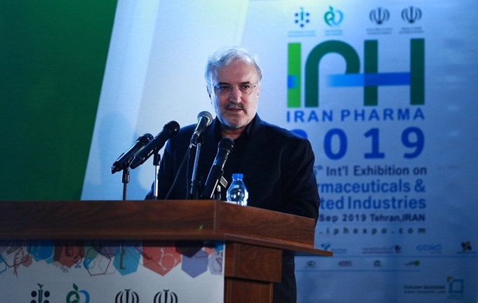 وزیر بهداشت در افتتاحیه نمایشگاه ایران فارما:سیاست اصلی وزارت بهداشت حمایت از تولید داخلی است