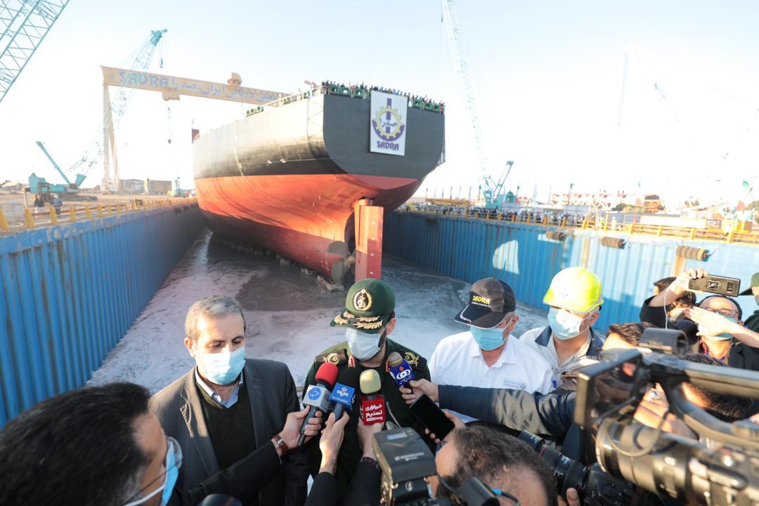 برگزاری «گودبای پارتی» ترامپ قمارباز با رونمایی از کشتی اقیانوس‌پیمای ایرانی