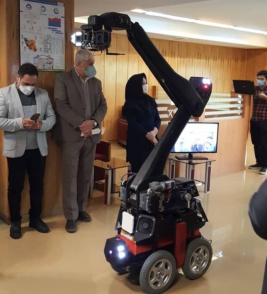 رونمایی از ربات زميني بازرس تونلهای انتقال برق در شرکت برق منطقه ای تهران‌
