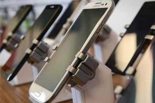 اعمال ممنوعیت واردات گوشی‌های تلفن همراه بالای 300 یورو به گمرکات ابلاغ نشده است
