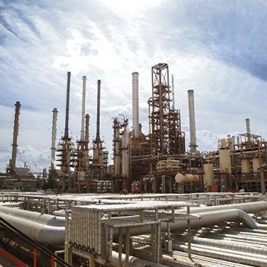 مشارکت در احداث بزرگترین خط لوله انتقال نفت خاورمیانه