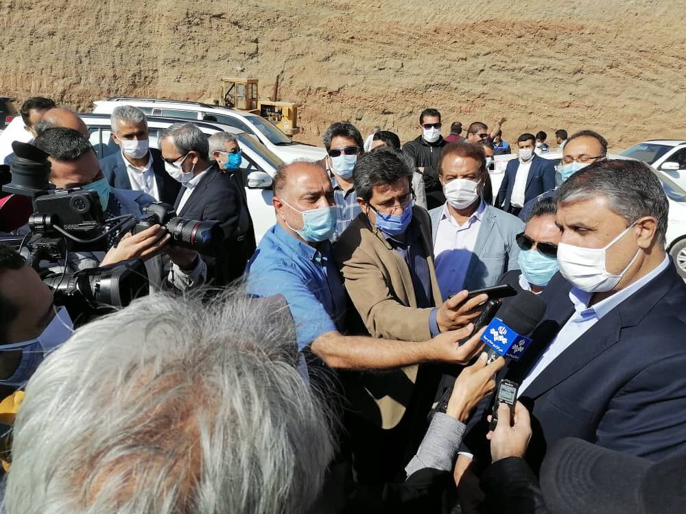 وزیر راه : آزادراه آبیک - چرمشهر پاییز امسال افتتاح می شود