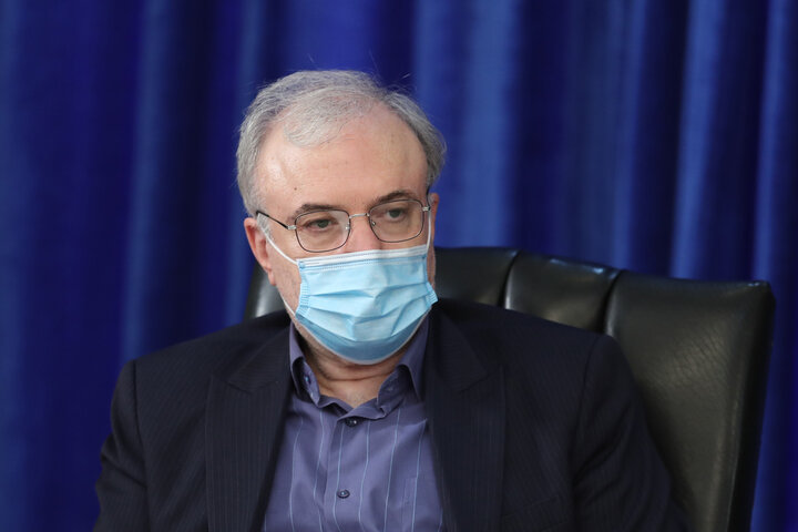 وزیر بهداشت: بدون همت پرستاران مهار امواج کرونا میسر نبود