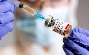 بزرگترین محموله‌ واکسن با تلاش هلال‌احمر امروز به تهران می‌رسد