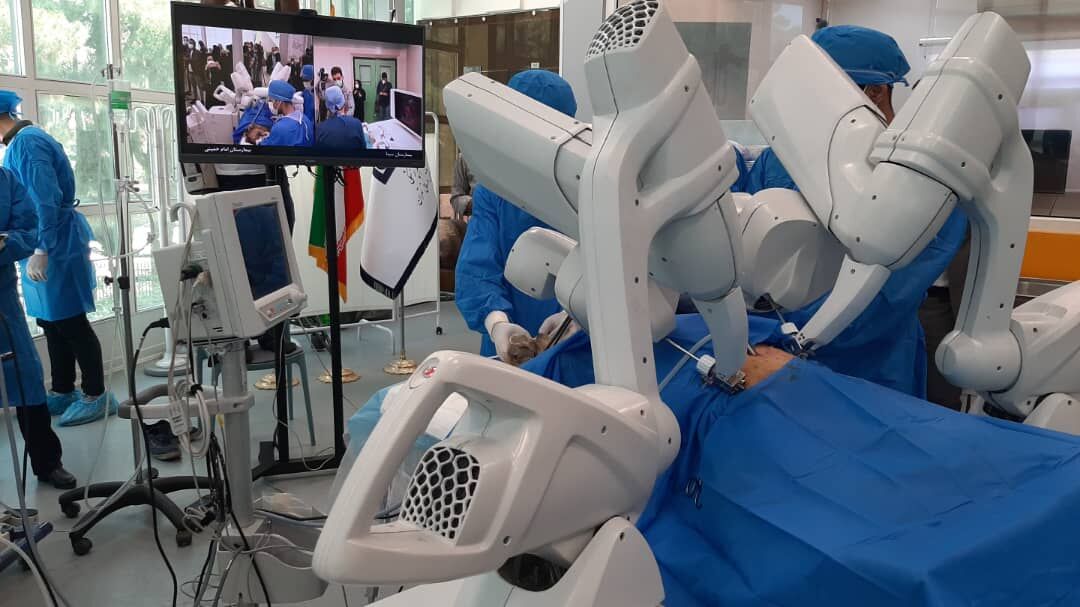 نخستین جراحی رباتیک از راه دور در ایران با محصول دانش‌بنیان انجام شد