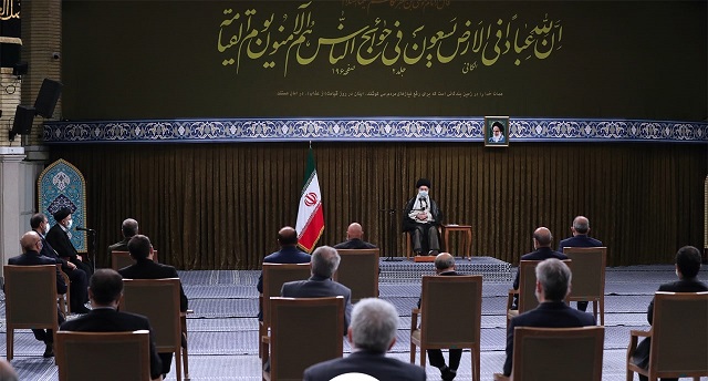 دیدار رئیس‌جمهور و اعضاء هیئت دولت با رهبر انقلاب اسلامی