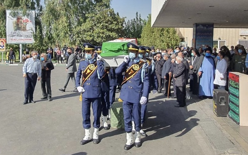 مراسم تشییع پیکر خلبان افسانه‌ای نیروی هوایی ارتش