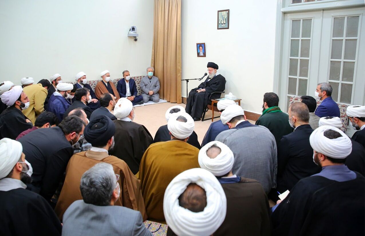 جمعی از مسئولان سازمان تبلیغات اسلامی با رهبر انقلاب دیدار کردند