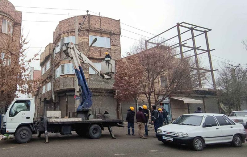 برق مناطق زلزله‌زده شهرستان خوی در آذربایجان‌غربی پایدار شد