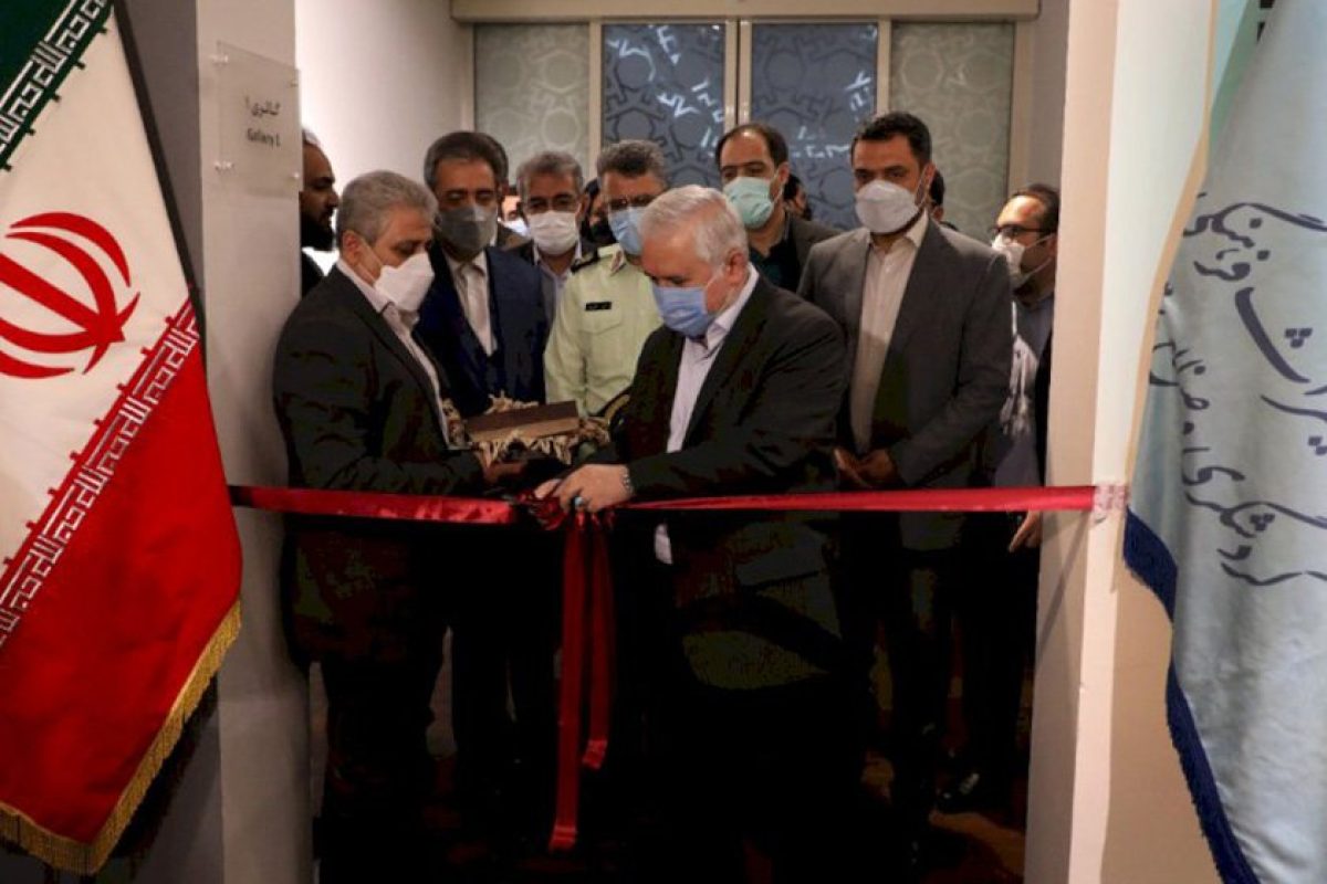 نمایشگاه اشیای اهدایی در موزه ملی ایران افتتاح شد