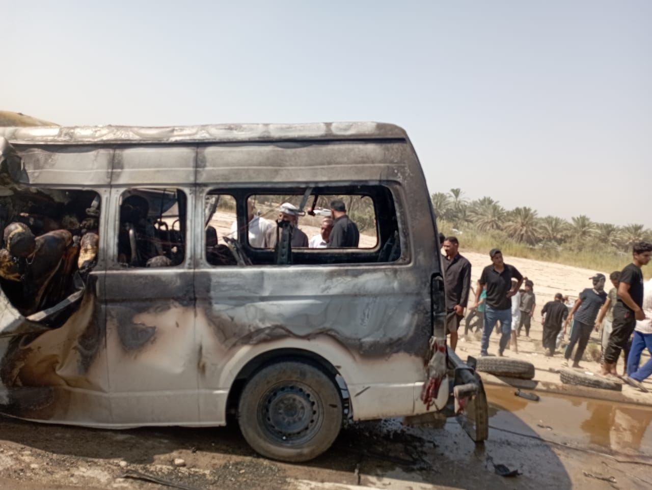 انفجار اتوبوس در پمپ بنزینی در عراق با ٤١ کشته و مجروح