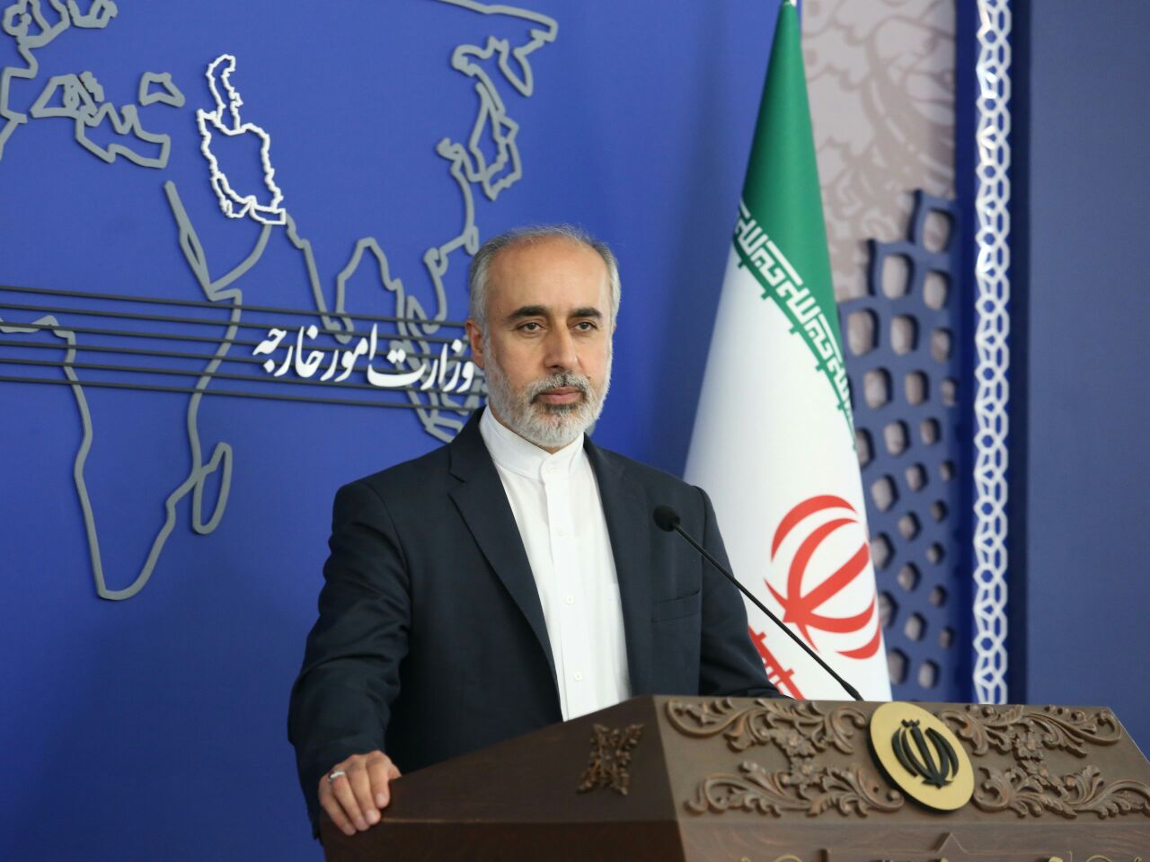 واکنش ایران به دیدار ماکرون با یکی از چهره‌های معاند ضد ایرانی