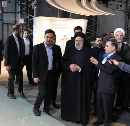 بازدید رئیسی از خانه نوآوری و فناوری ایران در نمایشگاه بین‌المللی تهران