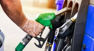 برنامه‌ای برای افزایش قیمت بنزین وجود ندارد