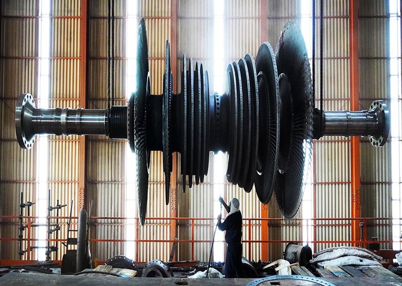 نیروگاه بندرعباس با تمام توان مهیای تولید برق پایدار برای تابستان 1402