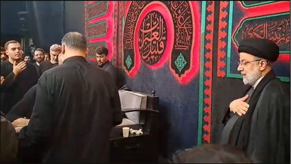 حضور رئیس جمهور در مراسم عزاداری روز تاسوعای مسجد ارگ تهران