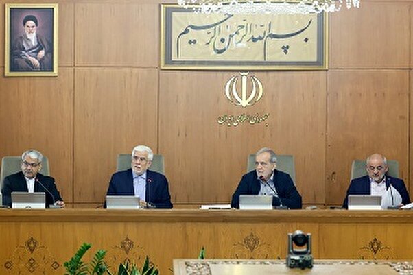 توطئهافکنی خارجی بیتاثیر است،باید مراقب قطببندیهای کاذب و اختلافات داخلی باشیم