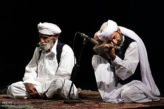 شریف‌زاده ایستاده جان داد!