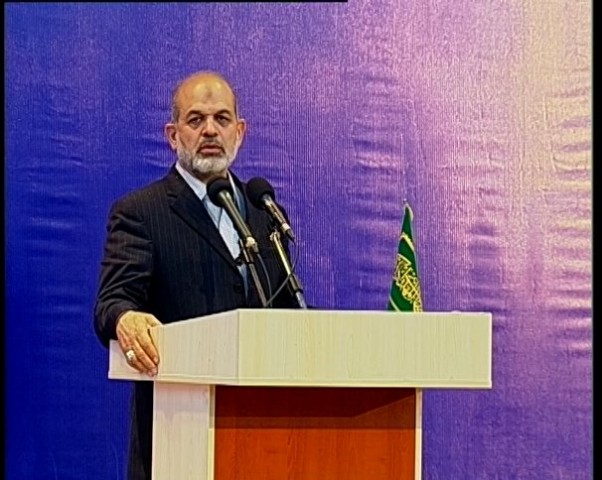 وحیدی:برای توسعه مازندران همه مسئولان با استاندار جدید همراه شوند