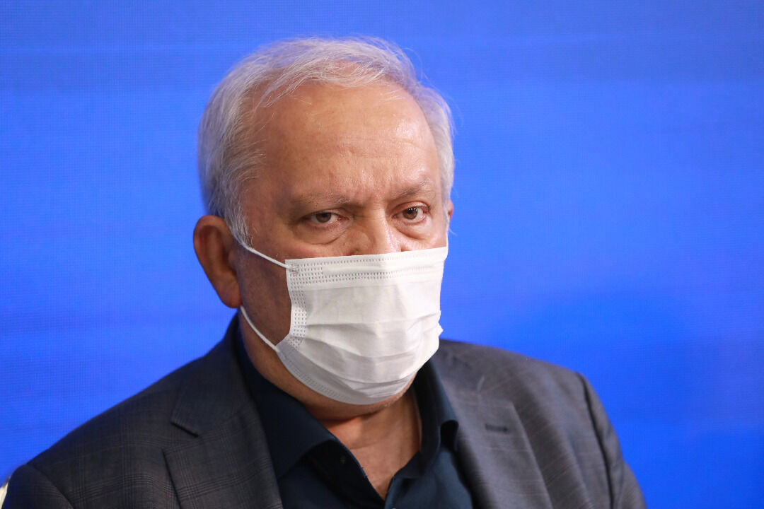افزایش بی رویه مصرف دارو  و ایجاد مقاومت میکروبی برای درمان بیماری ها