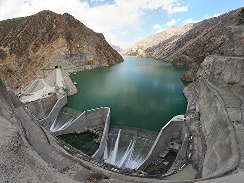 ذخایر آب سدهای کشور به 24.83 میلیارد مترمکعب رسید