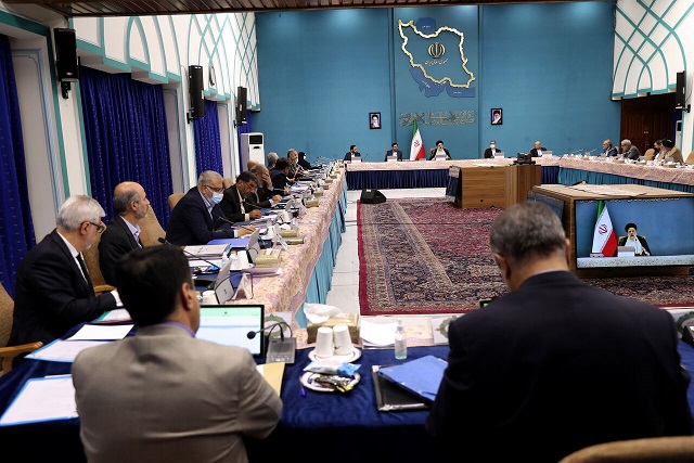 دستور رئیس‌جمهور برای رفع سریع کمبود برخی اقلام دارویی و برخورد با اهمال‌کاران