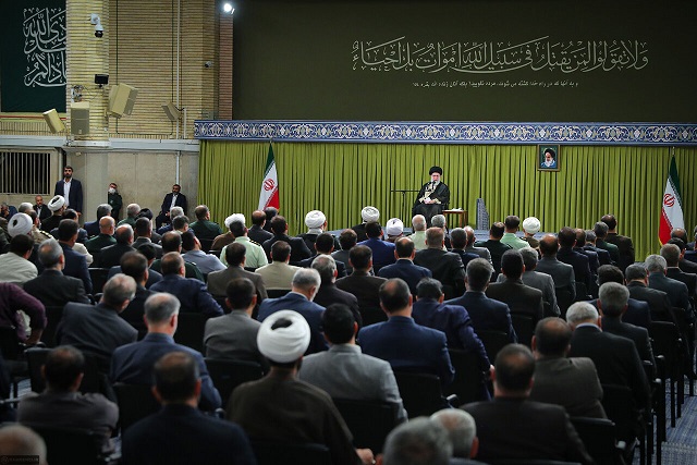 استان همدان در ماجرای عظیم انقلاب و دفاع مقدس بر افتخارات خود افزود