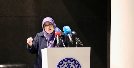 مهاجرانی: با سپردن سیاست به زنان جهان آرامتری خواهیم داشت