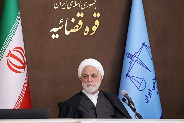 رئیس قوه قضاییه:در مبارزه با فساد با هیچ فردی مسامحه‌ای نخواهیم داشت