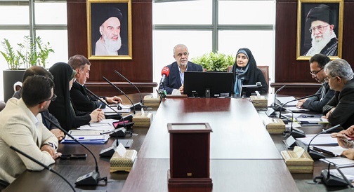 بررسی راهکارهای رفع موانع تامین مسکن و زمین برای خانواده شهدا و ایثارگران