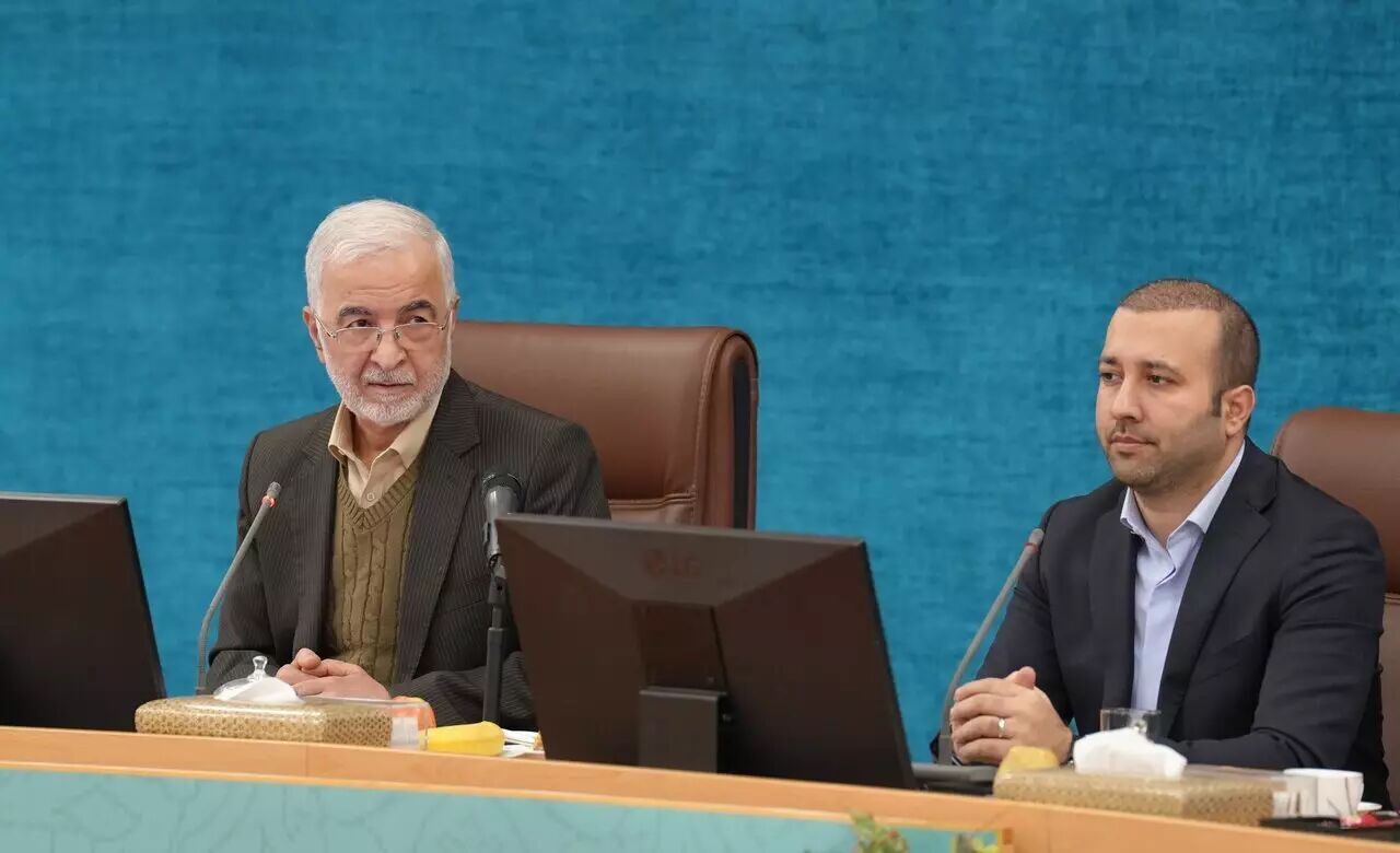 وزیر کشور: از انتقادهای سازنده رسانه‌ها استقبال می‌کنیم