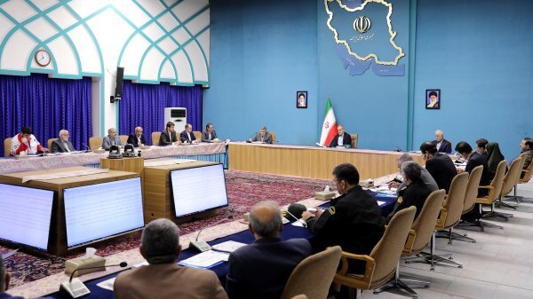 باید کاری کنیم که مردم در حوزه آموزش و سلامت، بهبود را به چشم خود ببینند