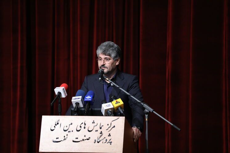 ساخت ۵۰ کالای بار اول در پروژه خط لوله انتقال نفت خام گوره به جاسک